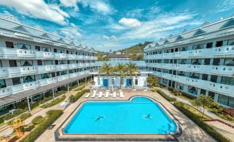 Blue Carina Hotel(Central Phuket)
