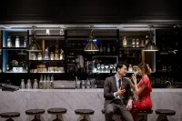 Antero Hotel Jababeka Cikarang - bar