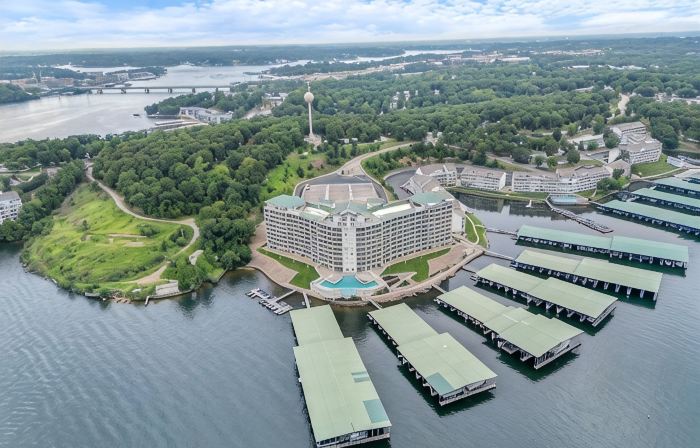 Modern Decor, Views, Grill, Workstation, Boat + 2 PWC Slips & Resort-style Amenities