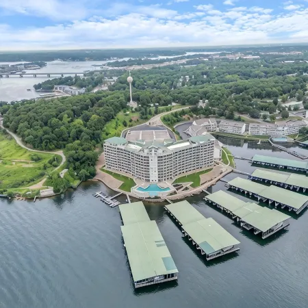Modern Decor, Views, Grill, Workstation, Boat + 2 PWC Slips & Resort-style Amenities