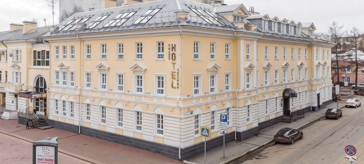 Grand Zvezda Hotel トヴェリのホテル