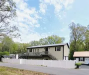 Kentucky Lake Oasis- Walk to Lake, Game Room, Fire Pit & Boat Parking