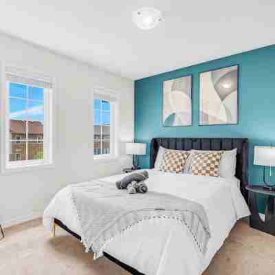 Fallsview Escape|King Bed|10 Mins to Falls|Games Rooms