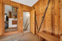 Spacious 3-Bed Mt. Chalet with Attitash Views & Private Hot Tub