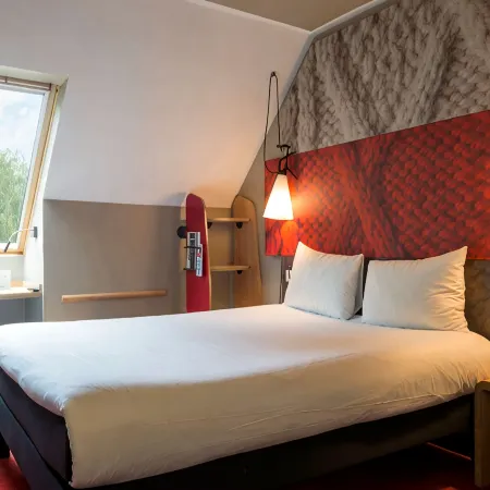 Ibis Senlis