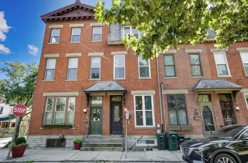 Historic Mt. Adams Townhome-Walkable-Sleeps 10 - balcón