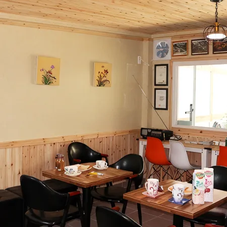 Gyeongju Seorabeol Hanok Отели рядом с достопримечательностью «Комплекс Сансонджан»