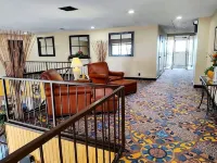 The Lodge at Russell - Russell Inn