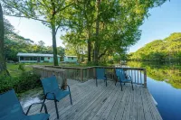 Paradise on the Rainbow River