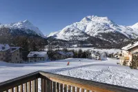 Nira Alpina - Bjergudsigt