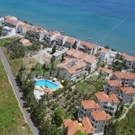 Hydrele Beach Hotel & Village
