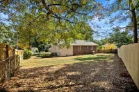 3Br Near Swamp Rabbit Trail • Fenced Yard • Pet-Friendly • 7 Min to Downtown - 3-Star