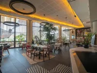 Onomo Hotel Casablanca Sidi Maarouf Hotels near Oasis Train Station