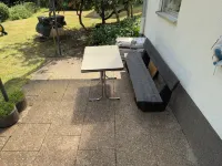 130 sqm apartment with garden and parking space - 民宿