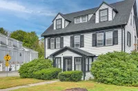Charming 2-bedroom apartment in nice Sharon with WiFi, AC near Gillette Stadium - 4-Star