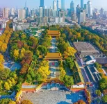 Light Chaser Youth Homestay (Nanjing Railway Station Hongshan Zoo Branch) - Hostellit
