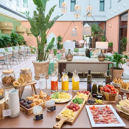 Boutique Hotel Luna Granada Centro Отели рядом с достопримечательностью «Ронда»