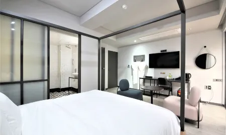 Seomyeon Hound Hotel 1st Street