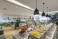 Desert Grand Hotel