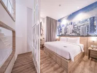 All Nite & Day Hotel - Kebon Jeruk by Artotel Group リッポ・モール・プリ周辺のホテル