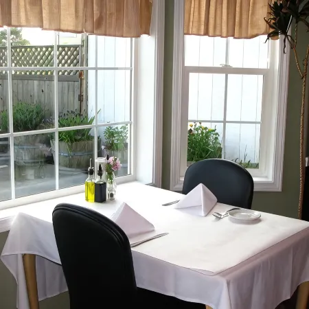 Pacific City Inn