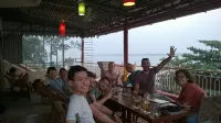 Silver Dolphin Guesthouse & Restaurant - Hostels