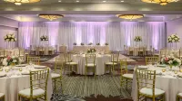 DoubleTree by Hilton Hotel Pittsburgh - Green Tree
