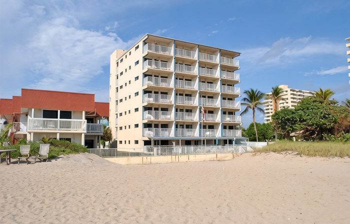 La Costa Beach Club