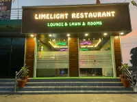 Limelight Hotel & Restaurant - Infinity Pools