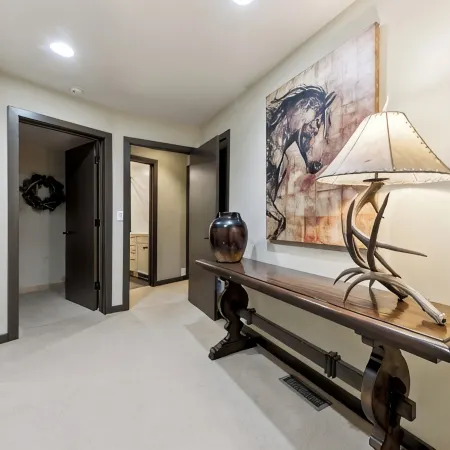 NEWLY REMODELED6 Bedrooms/3.5 Baths-Sleeps 14AWESOME VIEWS Hot Tub & Sauna