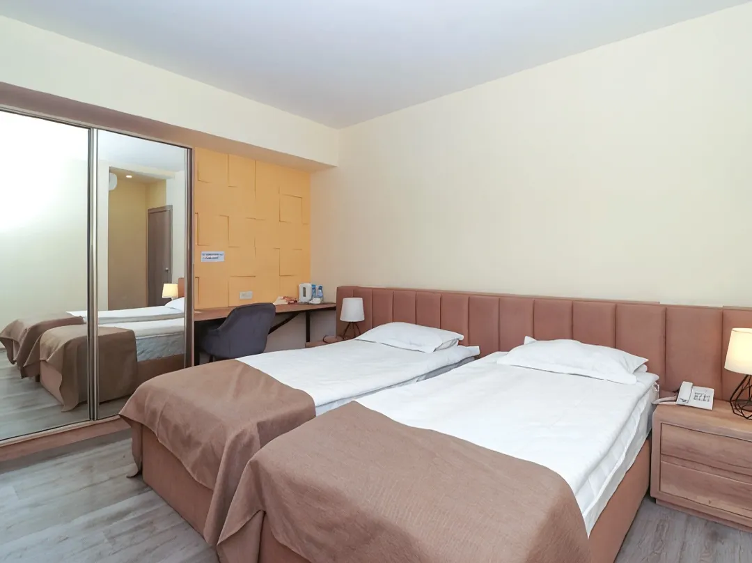 Mandarin Hotel - Yerevan