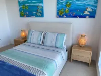NEW BEACH Luxury 3B 2B unit - Ocean Views!  250m to Buddina Beach! - balcony