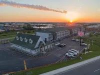The Crossroads Hotel and Suites Irving - Jacuzzi
