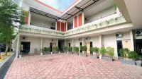 Modern Guest House by Calli Rooms - 2 Sao