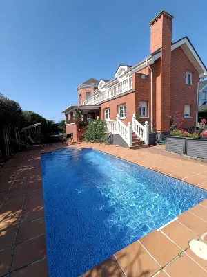 Monte & Mar House - Pools