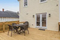 South Street Stay - Downtown Leesburg - 4-Star