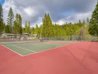 Arnold Getaway with lake access Hotels in Arnold