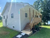 Dockside Dreamz #1 w/beach and dock - Close to Clarksville and Bluestone launch - Homestays
