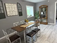 Cozy Charming house in Oswego NY, with WiFi and AC