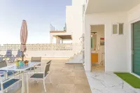 Luxurious private Space close to beach and lagoon