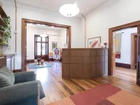 Little Drifter Surry Hills Hotels near Green Square