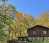 Hemlock Haven,Hot-tub,Private,30 min to Penn State - Alphydda