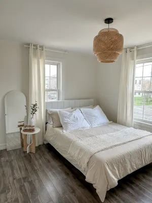 Zenora condo near the sea