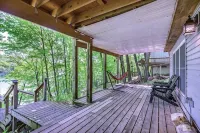 Lakefront Cabin w/ Private Dock, Kayaks + Firepit - Alppimaja