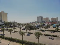 In heart of Ocean Drive - 2-Star