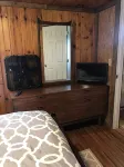 Newly Renovated Rustic Cabin w/WiFi in the Heart of the Finger Lakes