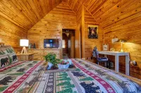 Cabin in the Smokies, 30-mins away from Gatlinburg & Pigeon Forge- Pet friendly
