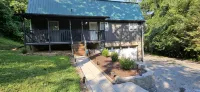 Cozy Cabin/Home with Pool Table 5 minutes from Chickamauga Lake