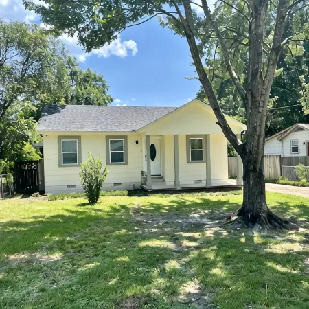Luxury 4 Br House near USM