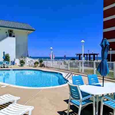 VA Beach Oceanfront Studio, Beach, Boardwalk, Pool Fitness & Recreational Facilities